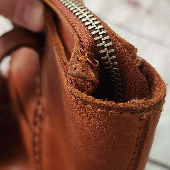 Vilenca Holland Leather Braided Detail Tote Bag NWT - Picture 7 of 7